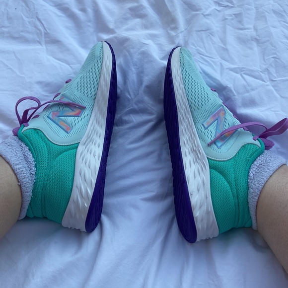 GUC Cute NewBalance Sz-7Y=Women-8.5 Tried On, Washed But Didn’t Wear, 8/10rated - Picture 13 of 16